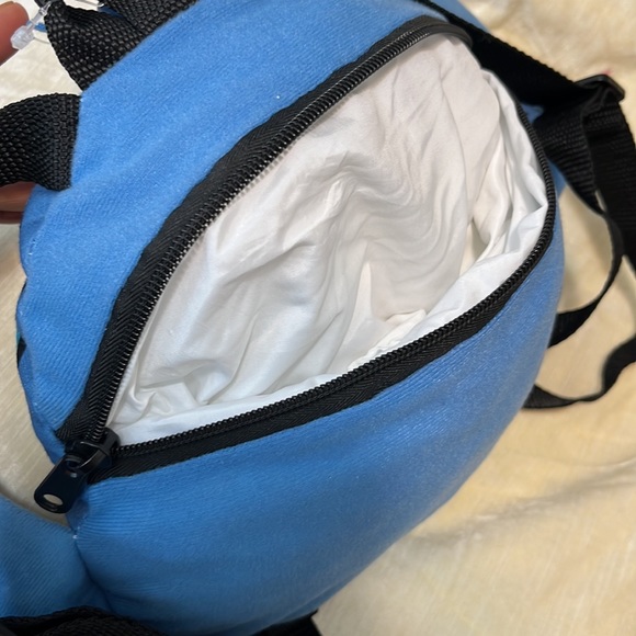 Stitch back pack - Picture 4 of 10